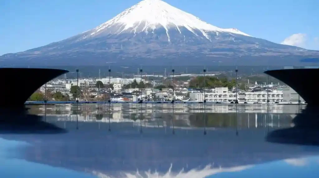 Shizuoka Mount Fuji World Heritage Center 1 1024x572