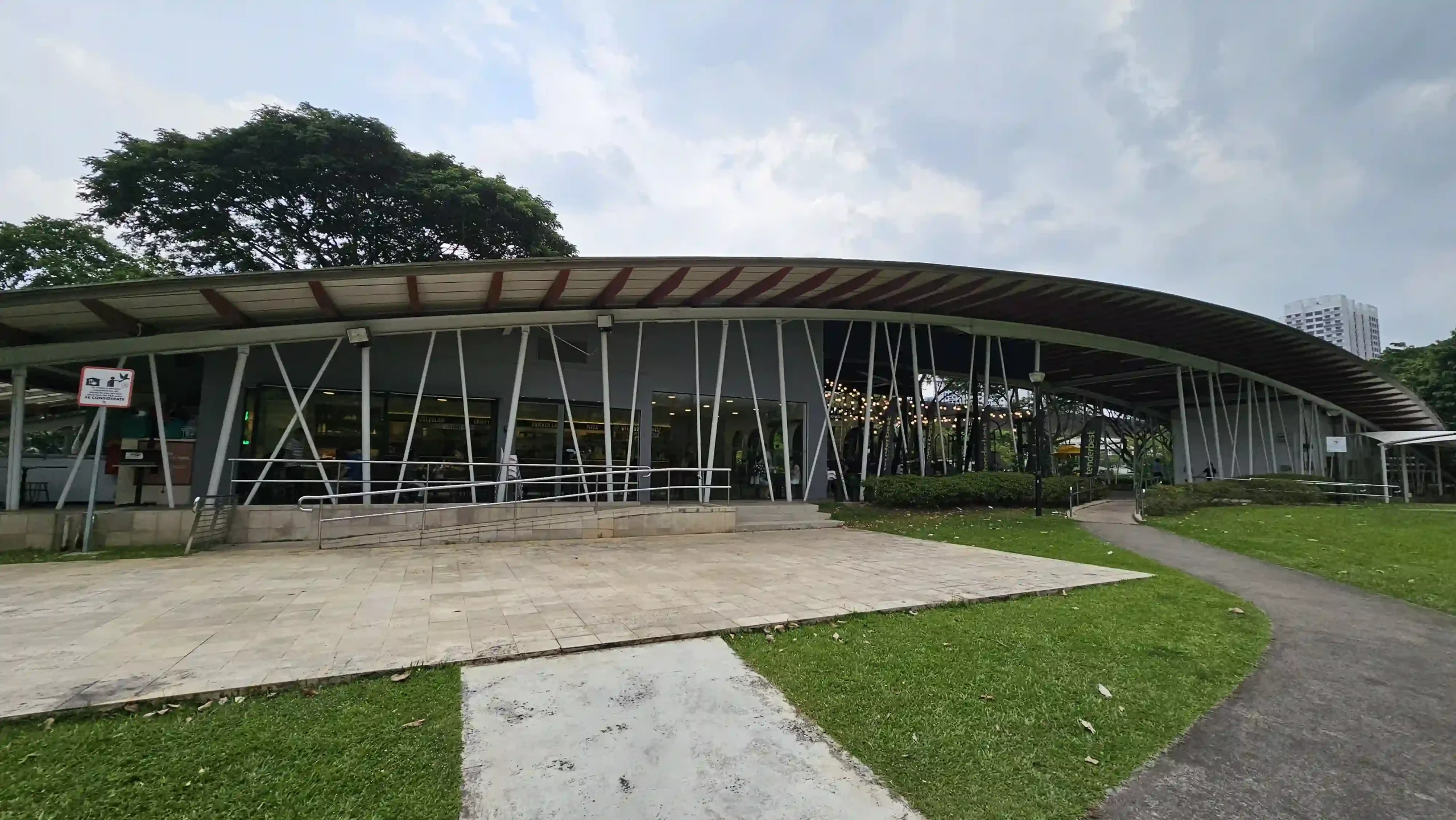 Read more about the article Sengkang Riverside Park