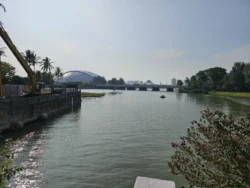 Kallang Riverside Park 597733749