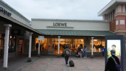 Gotemba Premium Outlets 296905904