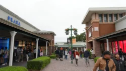 Gotemba Premium Outlets 3002433800