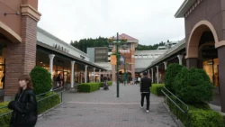Gotemba Premium Outlets 3464543597
