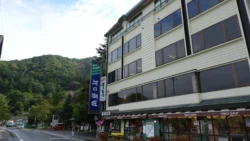 Lake Kawaguchiko 565078483