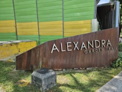 Alexandra Garden Trail 3737101943
