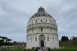 Pisa battistero di san giovanni dslr (20)
