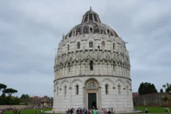Pisa battistero di san giovanni dslr (27)