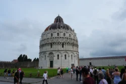 Pisa battistero di san giovanni dslr (28)