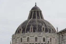 Pisa battistero di san giovanni dslr (5)