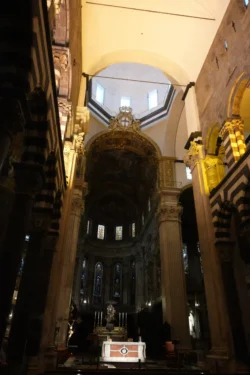Genoa cattedrale di san lorenzo dslr (9)