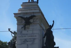 Milan equestrian statue of victor emmanuel ii dslr (4)