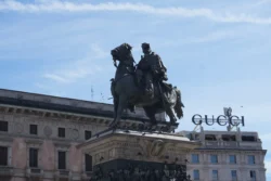 Milan equestrian statue of victor emmanuel ii dslr (6)