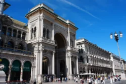 Milan galleria vittorio emanuele ii dslr (1)