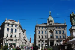 Milan milan dslr (1)