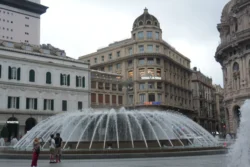 Genoa piazza de ferrari dslr (9)