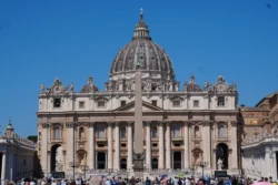saint peters basilica dslr (1)