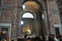 saint peters basilica dslr (85)