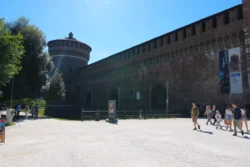 Milan sforzesco castle dslr (26)