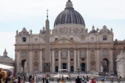 st. peter square dslr (101)