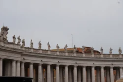 st. peter square dslr (12)