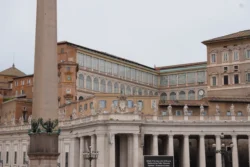 st. peter square dslr (16)