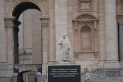 st. peter square dslr (39)