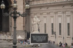 st. peter square dslr (40)