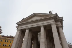 st. peter square dslr (43)