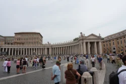 st. peter square dslr (48)