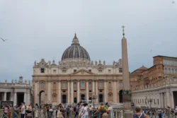st. peter square dslr (59)