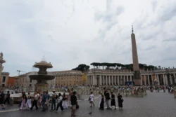 st. peter square dslr (75)