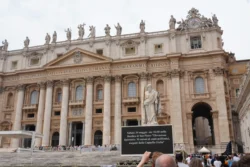 st. peter square dslr (85)