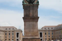 st. peter square dslr (98)