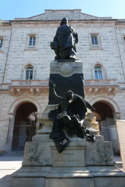 the monument in the carducci gardens dedicated to pietro vannucci (1)