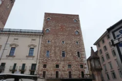 Verona torre dei lamberti dslr (13)