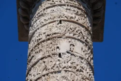 Column of Marcus Aurelius la colonna di marco aurelio dslr (15)