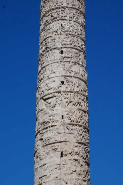 Column of Marcus Aurelius la colonna di marco aurelio dslr (18)