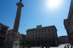 Column of Marcus Aurelius la colonna di marco aurelio dslr (3)