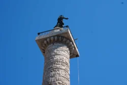 Column of Marcus Aurelius la colonna di marco aurelio dslr (7)