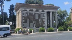 Forum Boarium temple of portunus (4)