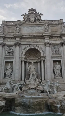 trevi fountain (30)
