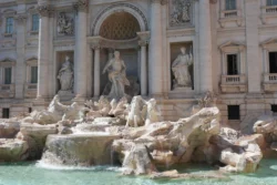 trevi fountain dslr (2)