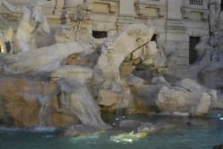 trevi fountain dslr (46)