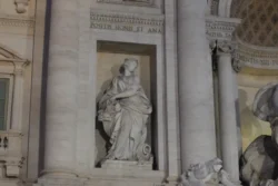 trevi fountain dslr (55)